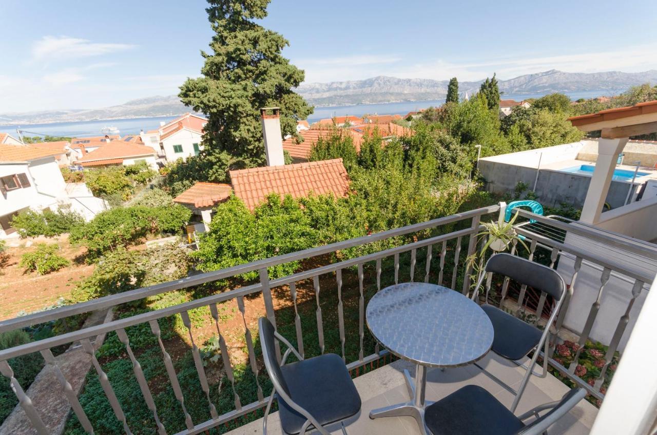 Apartments Silvana Supetar Luaran gambar