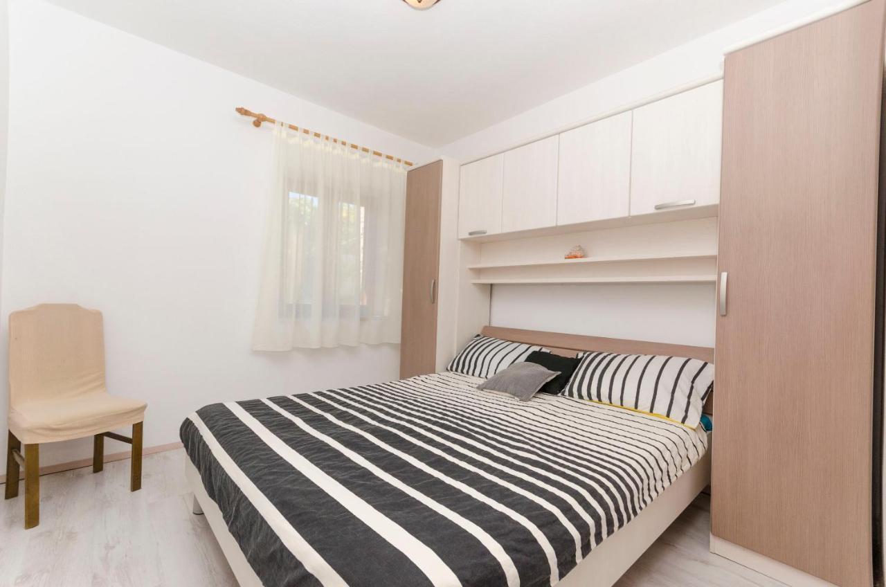 Apartments Silvana Supetar Luaran gambar