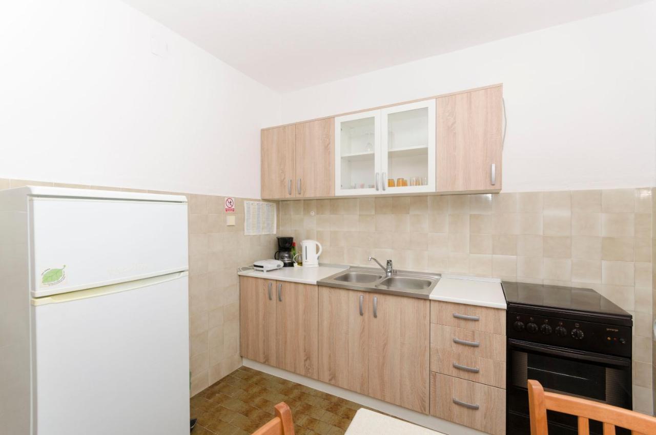 Apartments Silvana Supetar Luaran gambar