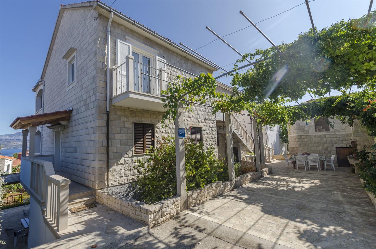 Apartments Silvana Supetar Luaran gambar